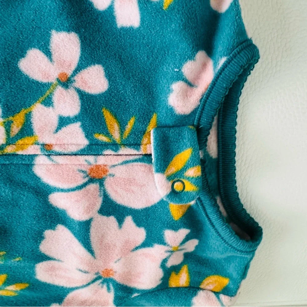 Carter’s floral fleece footless pajamas for baby girl 12 mo GUC